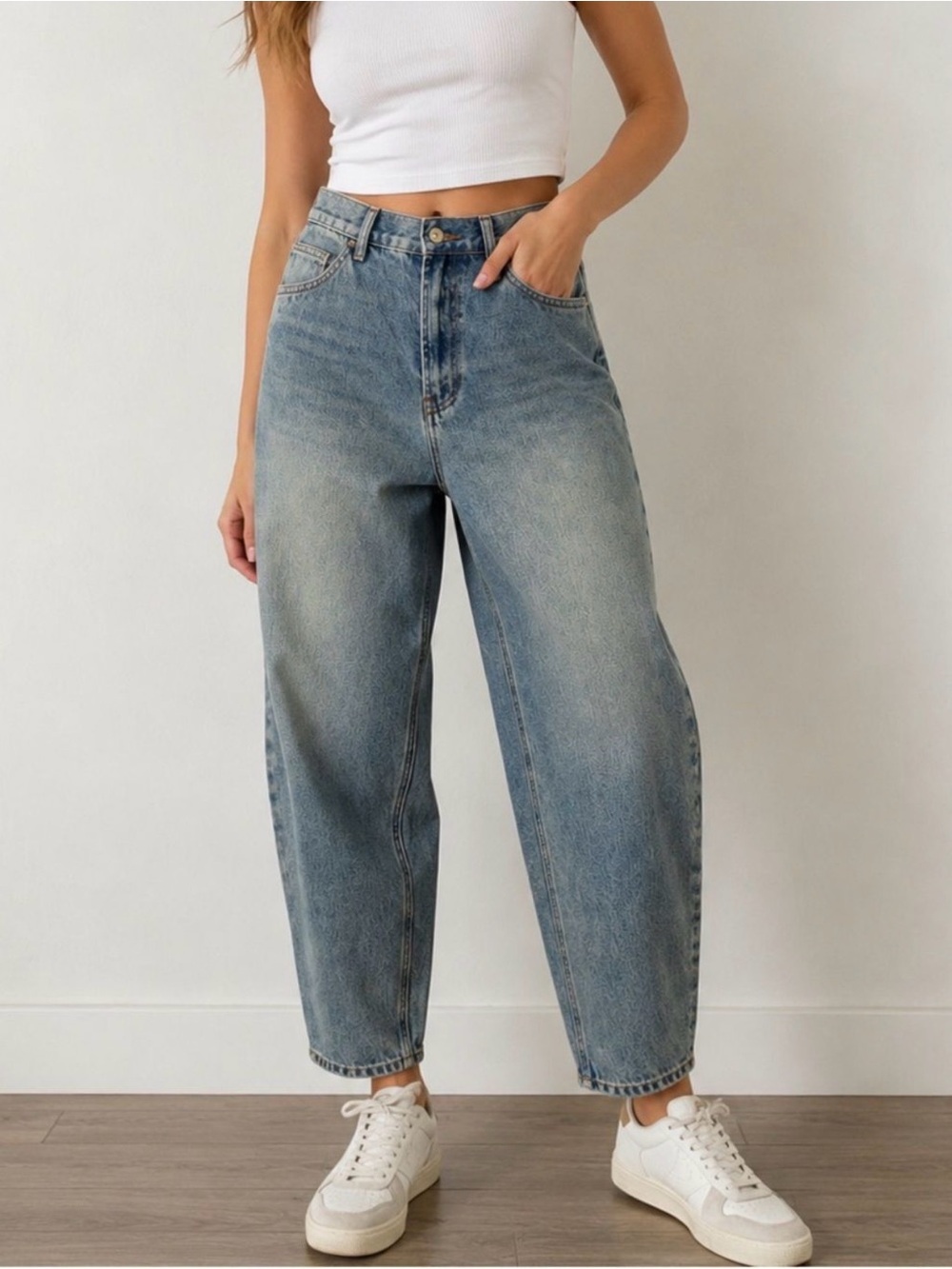 C EST 1946 Barrel Jeans